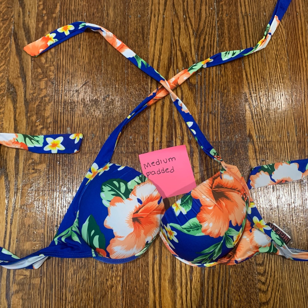 Floral padded bikini top